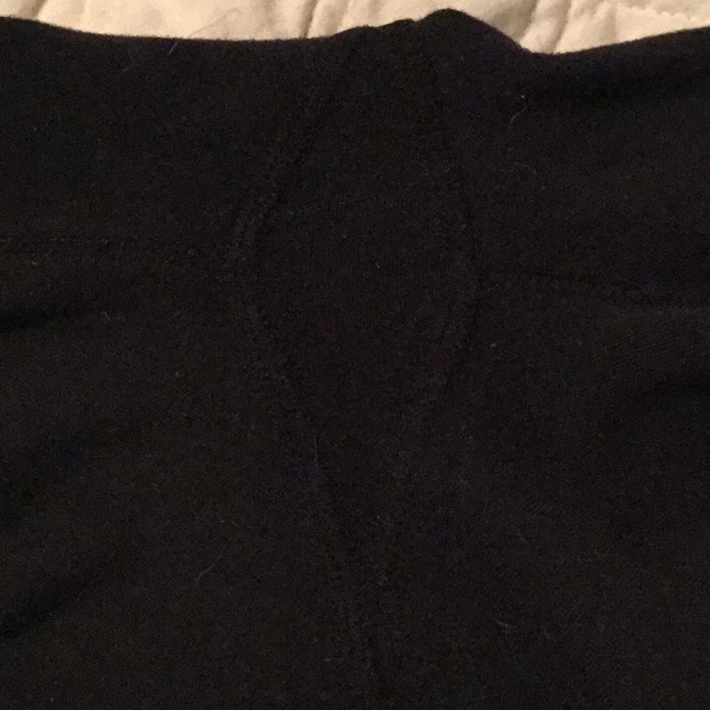 Lululemon hemmed yoga pants size4 - Picture 6 of 6
